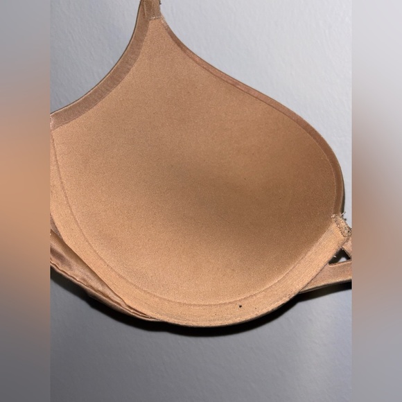 Victoria's Secret Very Sexy Shimmering Nude Lustrous Push up Bra - Picture 11 of 12